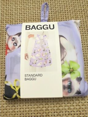 BAGGU Kids Tote Bag in Lavender with Cat Print and keychain